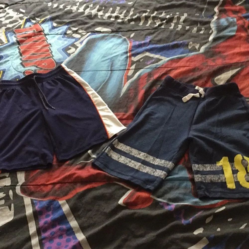 Children's Place boy shorts bundle 🎁